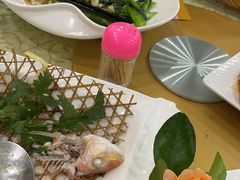 -鹏城人家海鲜酒家·23年老字号(较场尾店)