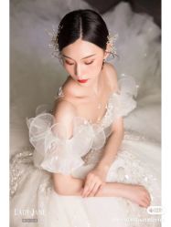 -Lady  Jane高端婚纱礼服馆