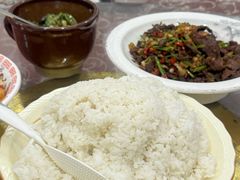 -湖南人家湘菜馆(镇江路店)