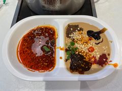 -百品聚旋转火锅(号外店)