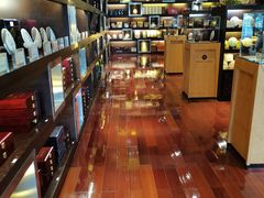 -七彩云南庆沣祥茶庄(金融街店)