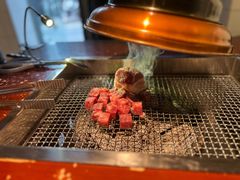 雪花肉粒-肉甲韩国木炭烤肉(新壹街1店)