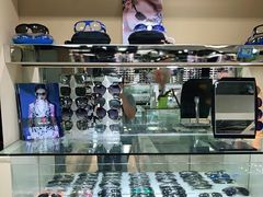 -三叶眼镜城(八佰伴店)