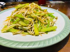 -赵记煎饼卷大葱(泰山大街店)