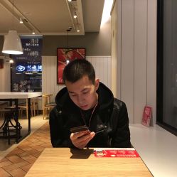 -构想时尚发型会所