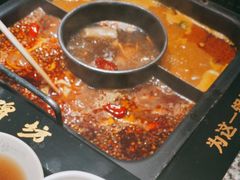 -老牌坊云南鱼豆花火锅(哈西万达店)