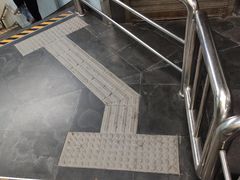 -汉中路(地铁站)