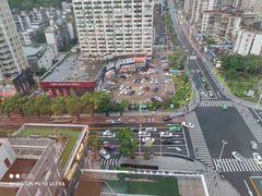 -珠海拱北口岸希尔顿欢朋酒店