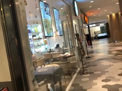 -燕庭·纯燕窝·甜品下午茶(南京西路店)