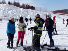 -庙香山滑雪场