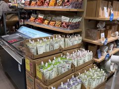 -MUJI无印良品(滨江宝龙城店)