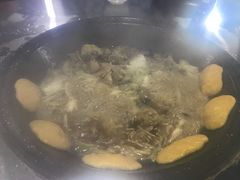 -粘豆包柴火铁锅炖