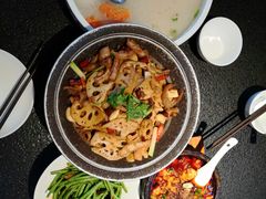 -万重锦·人文川菜馆(骡马市店)