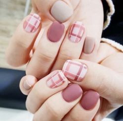 -Pink You美甲洗眉纹绣定制中心
