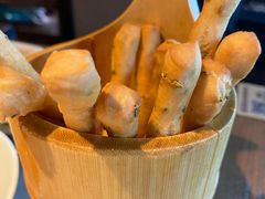 茴香小油条-尚尚仙·酸汤猪手·猪肚鸡火锅(华联万柳购物中心店)