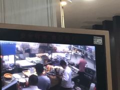 -鑫悦楼煎蟹·16年海鲜大排档