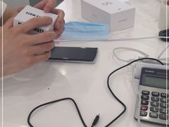 -荣耀授权专卖店(黄浦浙江中路店)