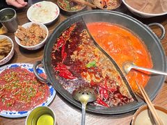 -萍姐火锅·公路夜市(武汉首店)