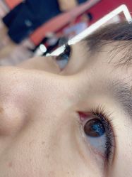 -首珥假日美睫美甲