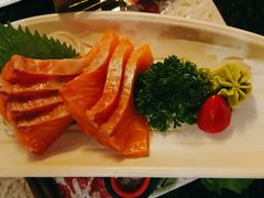 三文鱼刺身-虎焱炭火烧肉