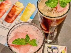 -星巴克臻选(上海合生汇1F店)