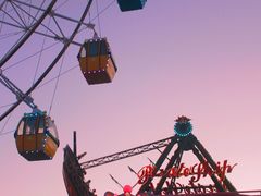 -巨鹏飞梦幻海岸