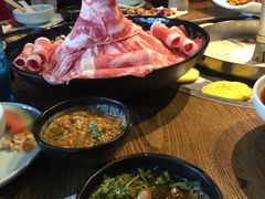 -三人行骨头王火锅(长寿店)