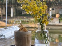 桂花栗子泥泥拿铁-喜洲吧·江畔老船厂·庭院餐厅(喜临院店)
