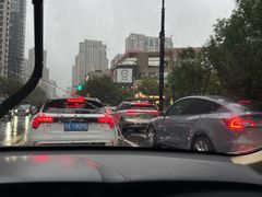 -瑞虹新天地月亮湾