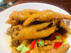 -亚哈饭店(梅园新村小区店)