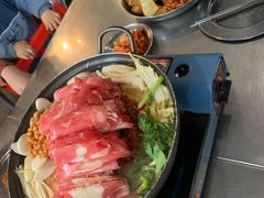 部队锅-MI WU FACTORY米屋美食工厂餐厅(绿地店)