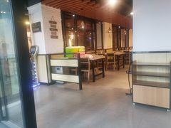 -彤德莱火锅(商圣嘉源店)