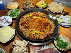 -四小区火锅·巷子里的重庆火锅(花照壁店)