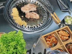 -马路牙子烧烤音乐酒馆(望京店)