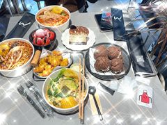 -W COLLECTIVE  DESSERT SHOP