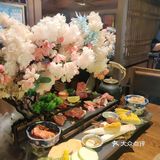 樱花树下的浪漫烤肉～[调皮]