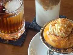 -Café Monson