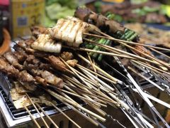 -云晓光头烧烤吧(德平路店)