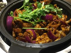 -胡须佬鸡煲四季火锅店(石厦西村直营店)