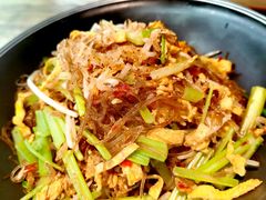 -蜜桃餐厅·伴山(湖滨商业街店)