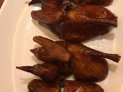 红烧乳鸽-杭州JW万豪酒店-万豪中餐厅