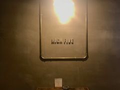 -HIGH FIVE哈福手工汉堡(桂林路店)