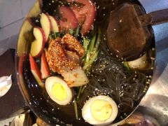 -马路牙子烧烤音乐酒馆(望京店)