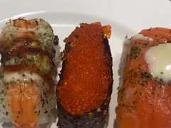 -四海一家自助餐(益田假日广场店)