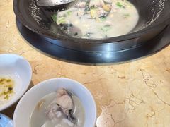 -陈大锅·岳阳鱼馆·地道岳阳菜(美食街店)