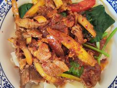 炒羊肉片拌面-清真兰州手抓羊肉餐厅