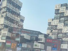 -资和信百货商场