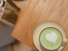 抹茶拿铁-小晴天咖啡馆