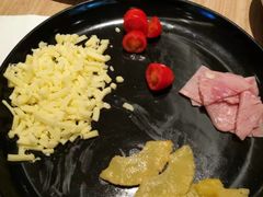 -必胜客(漕宝路店)