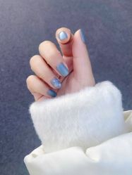 -爱美睫美甲会馆